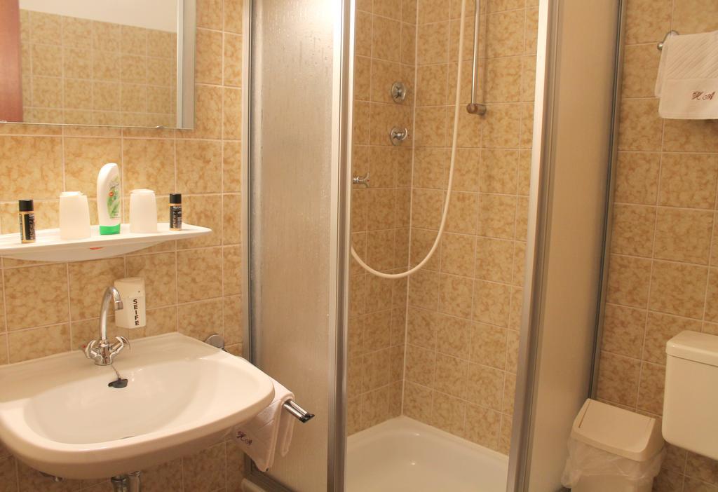 Hotel Adler Ντίσελντορφ Εξωτερικό φωτογραφία